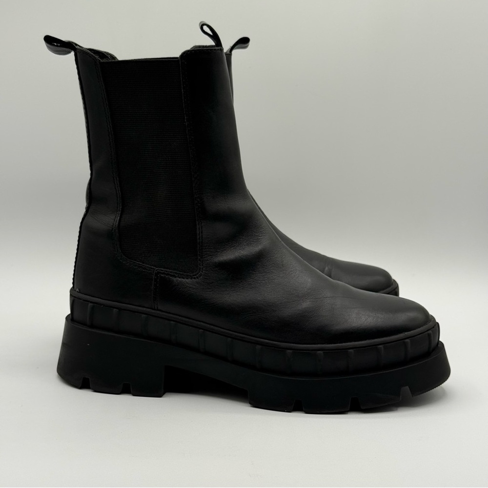 Steve Madden Barclay Black Leather Pull On Rounded Toe Chunky Ankle Boot Size 8 - Picture 4 of 16